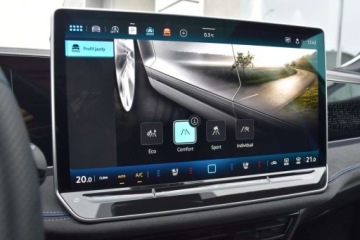 Volkswagen Passat B9 2024 Volkswagen Passat SalonPL 265KM 4x4 DSG R-line DCC Pakiety PANORAMA Kam.36, zdjęcie 23