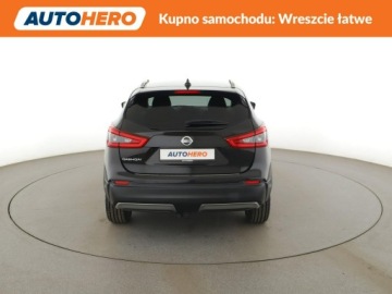 Nissan Qashqai II Crossover Facelifting 1.6 DiG-T 163KM 2018 Nissan Qashqai N-Connecta 163KM panorama navi, zdjęcie 5