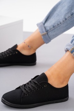 Черные кроссовки на шнуровке Легкие летние туфли 39