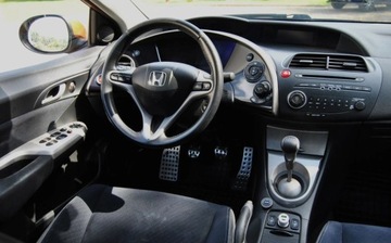 Honda Civic VIII Hatchback 5d 1.4 i 83KM 2008 Honda Civic GWARANCJA, 2008r, 1.4 BenzynaLPG, Niski przebieg, Nowe sprzegl, zdjęcie 10