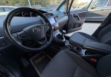 Toyota Verso Minivan Facelifting 1.6 D-4D 112KM 2017 Toyota Verso 7 OSOBOWA Gwarancja ZAREJESTROWANA Kamera navi 1.6, zdjęcie 18