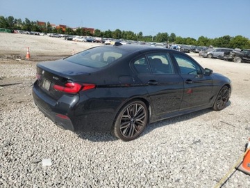 BMW Seria 5 G30-G31 2021 BMW Seria 5 XI 2021 3.0l 3.0 Benzyna 335KM, zdjęcie 3