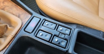 BMW Seria 5 E34 Sedan 520 i 24V 150KM 1990 BMW Seria 5 520i 150KM Klima Skora z Grecji Bez Rdzy 2.0 Benzyna 150KM, zdjęcie 13