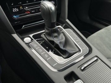 Volkswagen Arteon Shooting Brake R 2.0 TSI 320KM 2023 Volkswagen Arteon 2.0TSI 320KM 4X4 R DSG l DCC, AC, zdjęcie 19