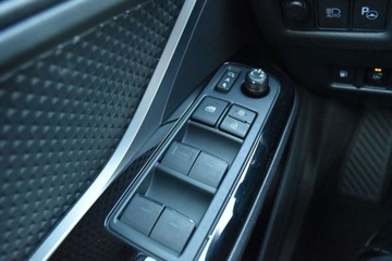 Toyota C-HR I Crossover Facelifting 2.0 Hybrid Dynamic Force 184KM 2021 Toyota C-HR SalonPL 2.0 Hybrid GR Sport 184KM e-CVT ASO Safety Sense 2 FV23, zdjęcie 21