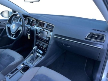 Volkswagen Golf VII Variant 1.6 TDI BlueMotion Technology 110KM 2014 Volkswagen Golf 1.6 Diesel 110KM, zdjęcie 13
