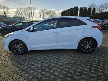 Hyundai i30 II Hatchback 3d 1.4 100KM 2014 Hyundai i30 1,4 benzyna 100KM FIFA World Cup Editi, zdjęcie 15