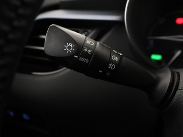 Toyota C-HR I Crossover Facelifting 1.8 Hybrid 122KM 2020 Toyota C-HR Hybryda Automat Kamera cofania, zdjęcie 32