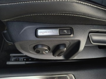 Volkswagen Arteon Fastback Facelifting 2.0 TDI 200KM 2022 Volkswagen Arteon Shooting Brake 4 Motion ASO 2.0TDI 200KM head-up LED kam, zdjęcie 17