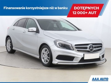 Mercedes Klasa A W176 Hatchback 5d 1.6 180 BlueEFFICIENCY 122KM 2013 Mercedes A A 180, Salon Polska, Serwis ASO