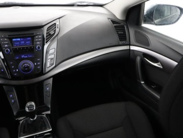 Hyundai i40 Kombi 2.0 GDI 177KM 2012 Hyundai i40 2.0 GDI, Klima, Klimatronic, Tempomat, zdjęcie 7