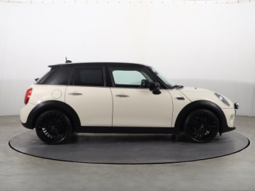 Mini Mini F56 Hatchback 3d Facelifting Cooper 1.5 136KM 2019 MINI 5-door Cooper, Salon Polska, Serwis ASO, zdjęcie 5