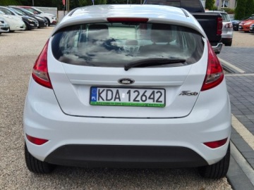 Ford Fiesta VII Hatchback 5d 1.25 Duratec 82KM 2009 Ford Fiesta Sliczna 2009 1.3B 220tys km z Niemiec bezwypadkowa gwarancja, zdjęcie 6