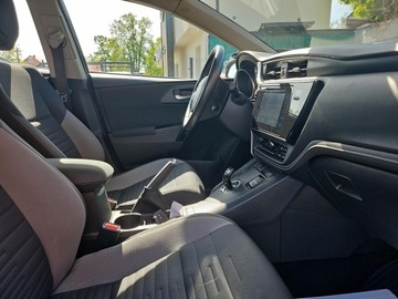 Toyota Auris II 2016 Toyota Auris Hybrid 135 Premium II (2012-), zdjęcie 9