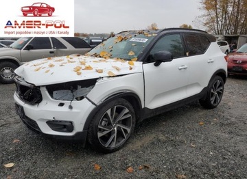 Volvo XC40 2022 Volvo XC 40 T5 R-Design 2022 2.0 Benzyna 248KM