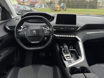 Peugeot 5008 2019 PEUGEOT 5008 1.2 PureTech Allure S&amp;S EAT8 130KM 2019r Automat Kombi, zdjęcie 5