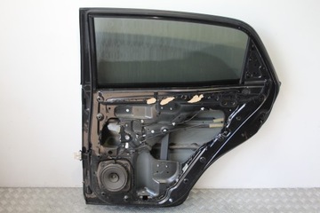 DVEŘE PRAVÝ ZADNÍ SSANGYONG KORANDO III 3