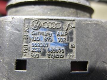 1J0973737 ZÁSTRČKA KONEKTOR SVĚTLA AUDI VW SEAT SKODA 14PIN