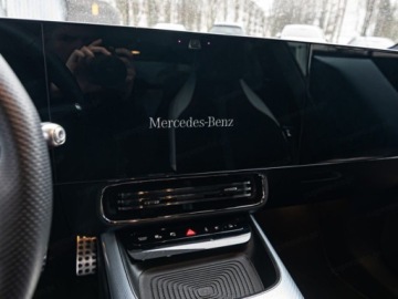 Mercedes CLA C118/X118 2025 MERCEDES-BENZ CLA 200 AMG Line Sedan 1.5 (163KM) 2025, zdjęcie 5