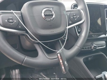 Volvo XC40 2025 Volvo XC 40 Plus Bright Theme 2025 2.0l 2.0 Benzyna 247KM, zdjęcie 10