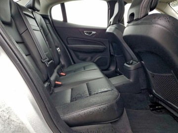 Volvo S60 III 2022 Volvo S60 2022 Volvo S60 Recharge Plug-In Hybrid T8 PHEV R-Design Expressio, zdjęcie 10