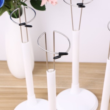 ПОЛКИ ДЛЯ ХРАНЕНИЯ КУКОЛ-МАНЕКЕНОВ ДЛЯ ЭКСПОЗИЦИИ 4 ШТ.