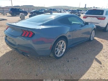 Ford Mustang VI 2024 Ford Mustang Gt Premium Fastback 2024 5.0l 5.0 Benzyna 480KM, zdjęcie 5