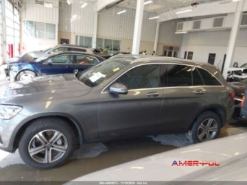 Mercedes GLC C253 2021 Mercedes-Benz GLC 2021 r., 2,0L 4 MATIC 2.0 Benzyna 255KM