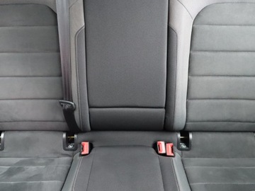 Volkswagen Golf VII Hatchback 5d Facelifting 1.4 TSI 150KM 2017 VW Golf 1.4 TSI, Salon Polska, Navi, Klima, zdjęcie 9