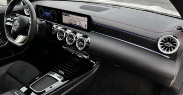 Mercedes CLA C118/X118 Coupe Facelifting 1.3 200 163KM 2024 Mercedes-Benz CLA Salon PL AMG 7G-DCT Panorama Kamera Multibeam LED BlindS, zdjęcie 20