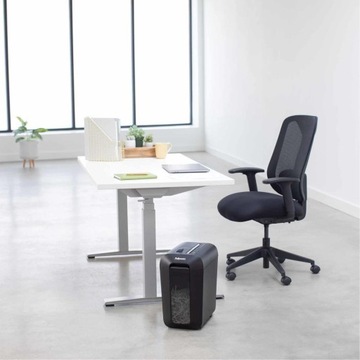 Уничтожитель бумаги для личных документов Fellowes LX65