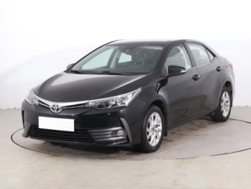 Toyota Corolla XI Sedan Facelifting 1,6 Valvematic 132KM 2018 Toyota Corolla 1.6 Valvematic, Salon Polska, zdjęcie 1