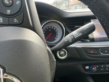 Opel Insignia II Grand Sport 1.6 CDTI  136KM 2018 Opel Insignia LEDY KLIMATYZACJA NAWIGACJA POLSKORY PARKTRONIC GRZANE FOTEL, zdjęcie 16