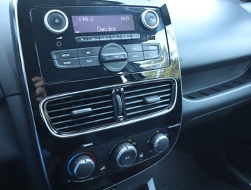 Renault Clio IV Hatchback 5d 1.2 16V 73KM 2016 Renault Clio 1.2 16V, Salon Polska, Serwis ASO, zdjęcie 12