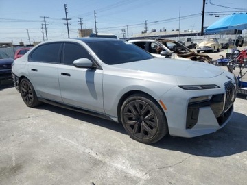 BMW Seria 7 G70 2023 BMW Seria 7 740i 2023 3.0l 3.0 Benzyna 375KM, zdjęcie 4