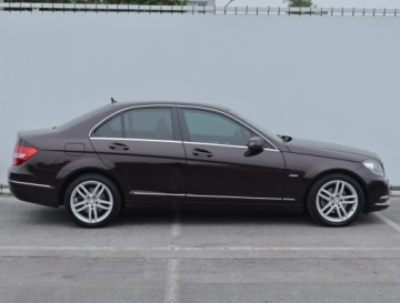 Mercedes Klasa C W204 Limuzyna 1.8 200 CGI BlueEFFICIENCY 184KM 2011 Mercedes C C 200, Salon Polska, Serwis ASO, zdjęcie 5