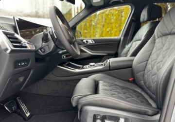 BMW X5 G05 SUV Facelifting 3.0 30d 298KM 2025 BMW X5 Autoryzowany dealer BMW Bonkowscy oferuje samochod: 3.0 Diesel, zdjęcie 10