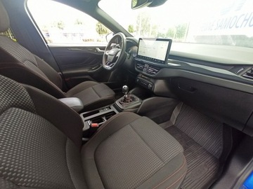 Ford Focus IV Hatchback Facelifting 1.0 EcoBoost 125KM 2022 Ford Focus miękka HYBRYDA, na gwarancji, ST-line,, zdjęcie 11