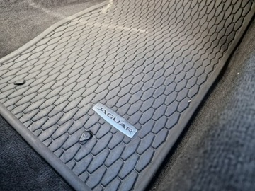 Jaguar F-Type Coupe Facelifting MY21 2.0 i4 Turbo 300KM 2020 Jaguar F-Type P-300 2.0 TURBO 300 KM, Panorama,, zdjęcie 32