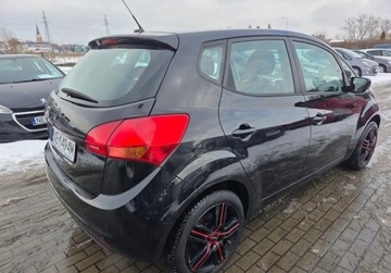 Kia Venga Mikrovan 1.6 DOHC CVVT 125KM 2012 Kia Venga 1.6 Benz 125KM LED Klima 6bieg ABS Parktro. ESP Kurtyny Faktura, zdjęcie 4