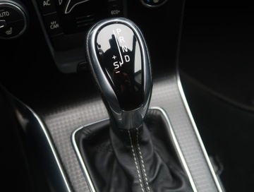 Volvo S40 II 2018 Volvo V40 2.0 D3, Automat, Skóra, Navi, Klima, zdjęcie 15