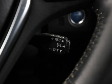 Toyota Auris II Touring Sports Facelifting 1.8 Hybrid 136KM 2016 Toyota Auris HEV automat navi kamera cofania, zdjęcie 28