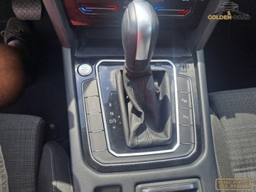 Volkswagen Passat B8 Variant Facelifting 2.0 TDI SCR 150KM 2021 Volkswagen Passat 2,0 TDI 150KM DSG kamera alu navi lift VAT 23 zarejestr, zdjęcie 16