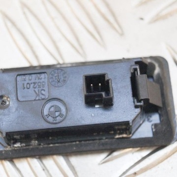 BMW 3 E90 ZADNÍ TABULE SPZ LED 7193293