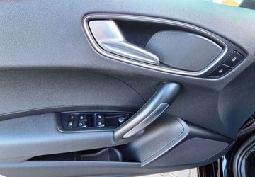 Audi A1 I Hatchback 3d 1.2 TFSI 86KM 2014 Audi A1 Sportback 1,2 Ben Navi Ksenon 1.2 Benzyna 86KM, zdjęcie 12