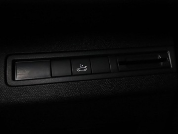 Peugeot 3008 II Crossover 1.6 THP 180KM 2019 Peugeot 3008 GT-Line automat 180KM panorama navi, zdjęcie 39