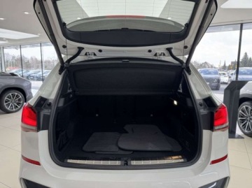 BMW X1 F48 2021 BMW X1 sDrive18i M Sport Kamera cofania LED Ambiente Salon Polska, zdjęcie 15
