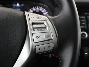 Nissan Qashqai II Crossover 1.2 DIG-T 115KM 2015 Nissan Qashqai navi klima auto kamera i czujniki, zdjęcie 28