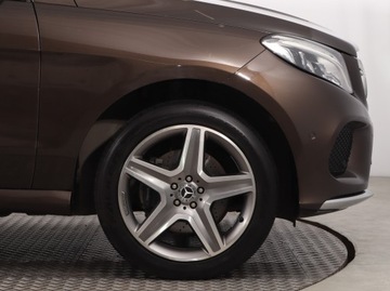 Mercedes GLE W166/C292 SUV 2.1 250d 204KM 2017 Mercedes GLE GLE 250 d, Salon Polska, 201 KM, zdjęcie 14