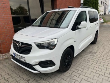 Opel Combo E Kombivan 1.5 Diesel 102KM 2022 Opel Combo 1.5 diesel 102 KM 6 biegow kamera zarej w PL zamiana